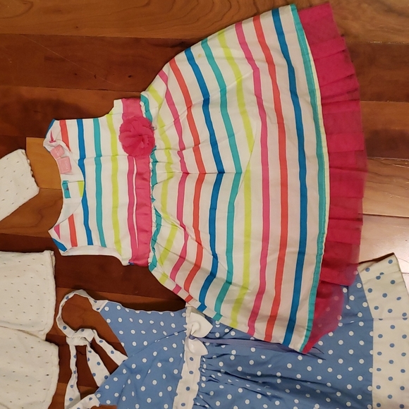 FREE SHIPPING OVER $30 Bundle of 3 dresses and a Sweater - Great deal! - Picture 2 of 5